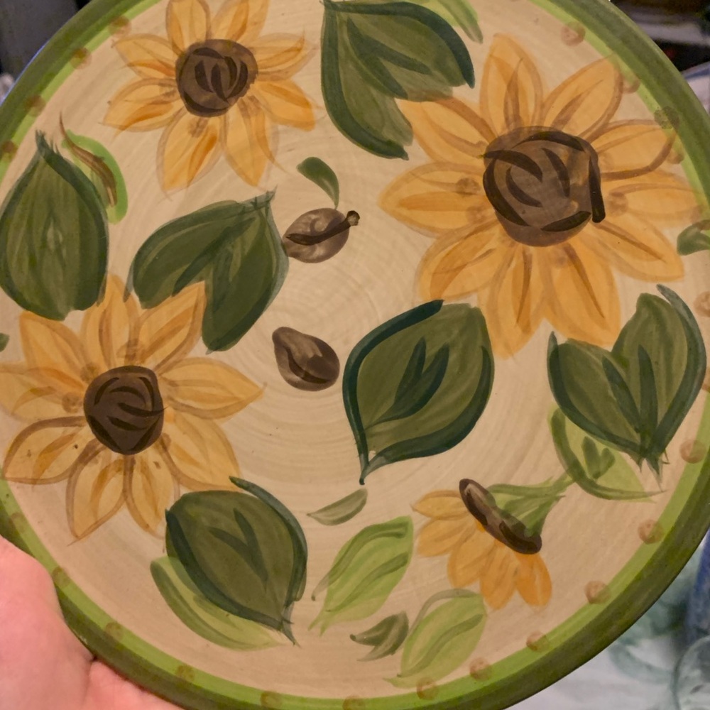Floral Ceramic Plate with Sunflower Design
